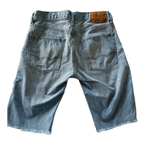 🔴Buy 2 - Get 1 -- AEO Men's Distressed Cut-Off Jean Shorts, Size 28 - Picture 2 of 13
